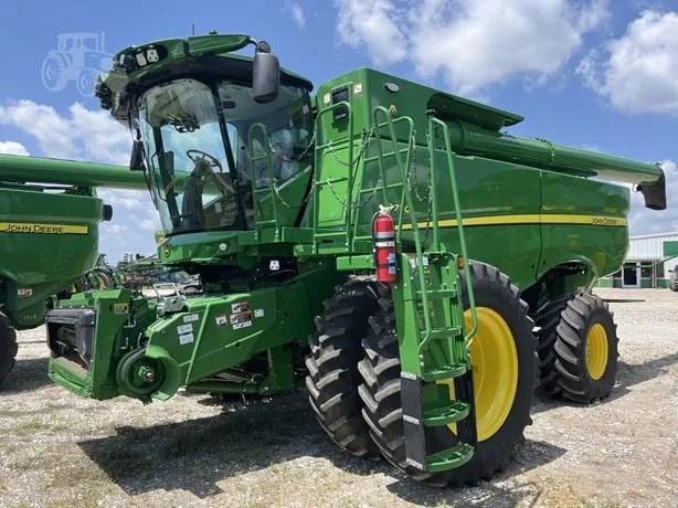 JOHN DEERE S770 — foto 1 de 26