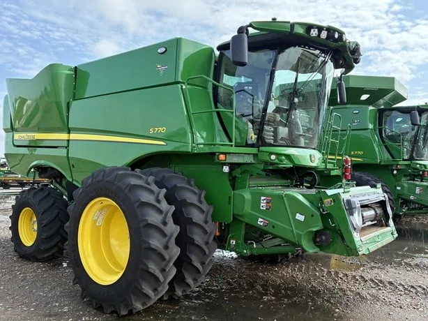 JOHN DEERE S770 — foto 1 de 6