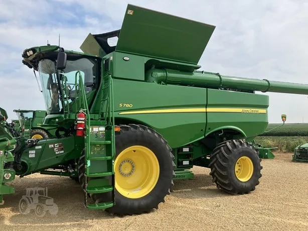 JOHN DEERE S780 — foto 1 de 20