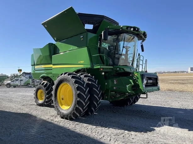 JOHN DEERE S780 — foto 1 de 24