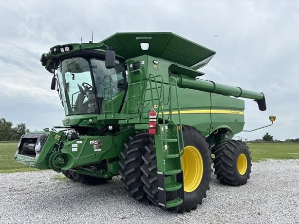 JOHN DEERE S780 — foto 1 de 22
