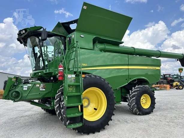JOHN DEERE S780 — foto 1 de 113