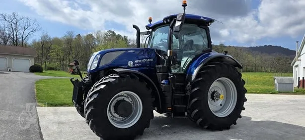 NEW HOLLAND T7.270 — foto 1 de 18