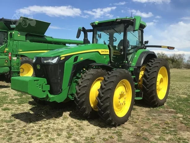 JOHN DEERE 8R 410 — foto 1 de 30