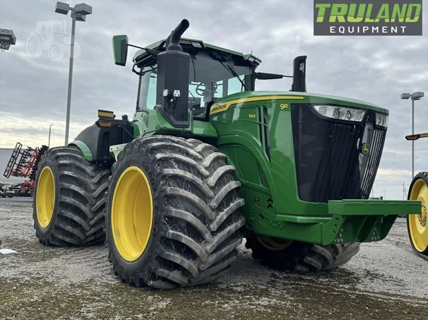 JOHN DEERE 9R 540 — foto 1 de 22