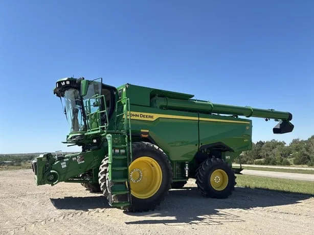 JOHN DEERE S7 700 — foto 1 de 29