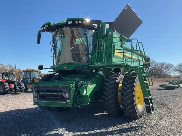 JOHN DEERE S7 700 — foto 1 de 35