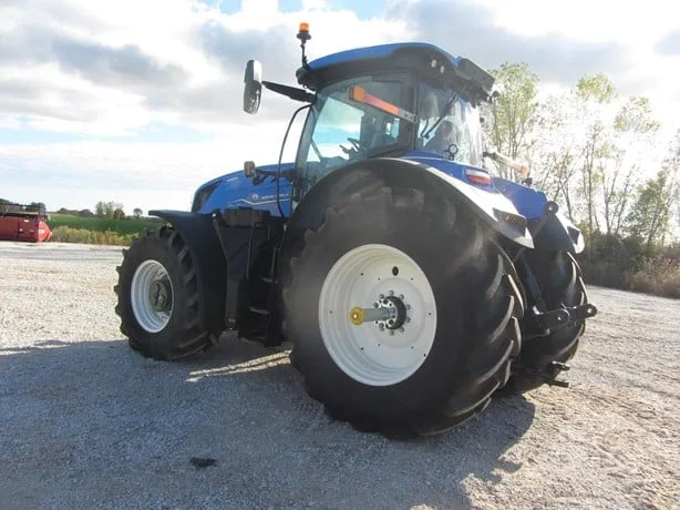 NEW HOLLAND T7.315HD — foto 1 de 21